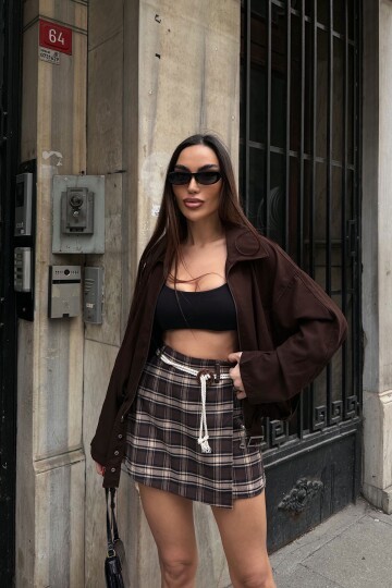 Kahverengi Ekose Desenli Kemer Detaylı Mini Şort Etek