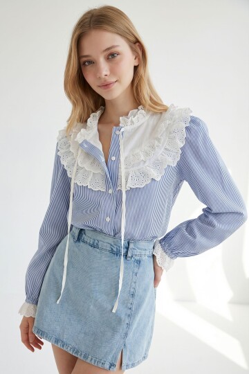 Mavi Yakası Ve Manşeti Güpürlü Çizgili Dokuma Gömlek