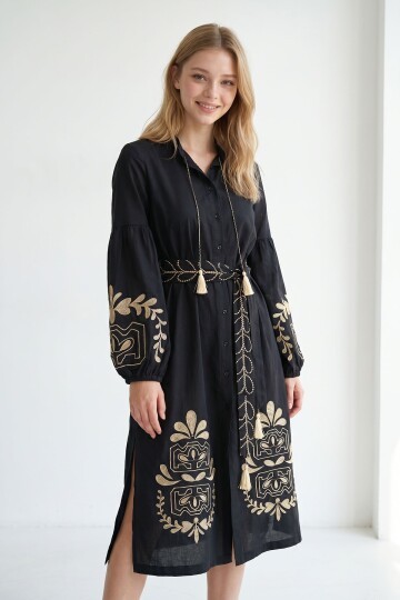 Siyah Hakim Yaka Kemerli Çift Yırtmaçlı Keten Elbise