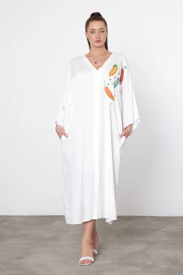 Maxi Boy Beyaz Nakış İşlemeli Dokuma Viscon Elbise BCVL-25V042