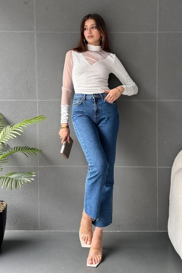 Beyaz Yarım Balıkçı Tül Detaylı Bluz BCDF-241099