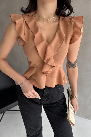 Bisküvi Yakası Ve Kolları Volanlı Crep Bluz BCDF-252161