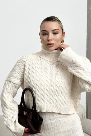 Ekru Boğazlı Örgü Motifli Crop Kazak Ve Triko Elbise Takım