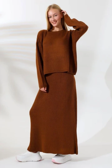 Kahverengi Bisiklet Yaka Kazak Ve Etekli 2Li Alt Üst Triko Takım BCES-241001