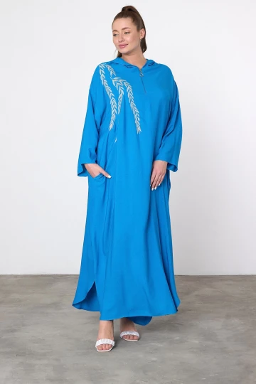 Maxi Boy Mavi Nakış İşlemeli Örme Viscon Elbise BCVL-25V037