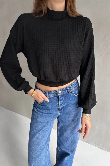 Siyah Balıkçı Yaka Dokulu Crop Bluz