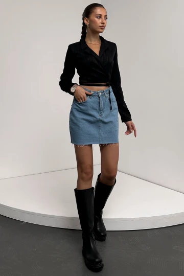 Siyah Gömlek Yaka Beli Bağlamalı Crop Bluz BCDF-242109