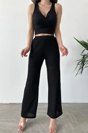 Siyah Kruvaze Yaka Crop Bluz Ve Detaylı Pantolon Triko  İkili Takım BCDF-241081