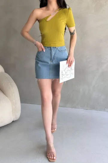 Yağ Yeşili Tek Omuz Zincir Detaylı Crop Bluz