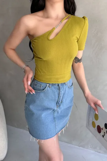 Yağ Yeşili Tek Omuz Zincir Detaylı Crop Bluz