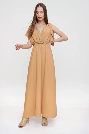 Bej Airobin Omzu Tokalı Hasır Detaylı Beli Büzgülü Uzun Elbise BCBSK-25700-3127