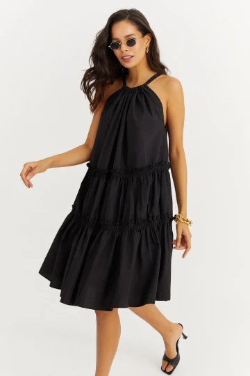 Siyah Halter Eteği Katlı Fırfırlı Poplin Kiloş Elbise BCBSK-25700-K7172