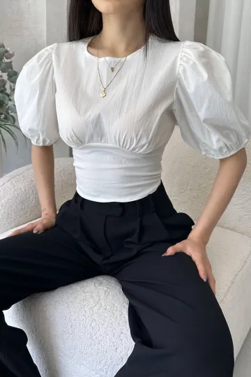 Beyaz Karpuz Kol Sırt Dekolteli Poplin Bluz