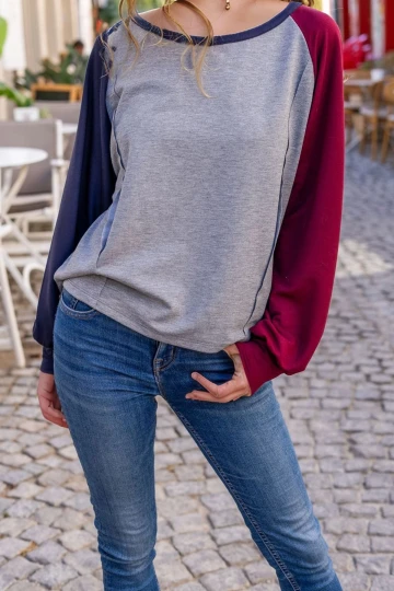 Gri Raglan Kol Dikiş Detaylı Kayık Yaka Color Block Sweatshirt BCBSK-25700-3472