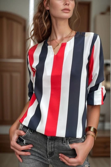 Kırmızı Beyaz Yakası Yırtmaçlı Krep Bluz BCBSK-25700-2841