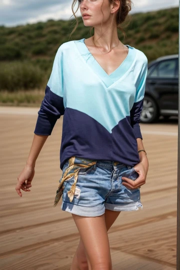 Mint Lacivert V Yaka Color Block Yumuşak Dokulu Salaş Bluz BCBSK-25700-3167