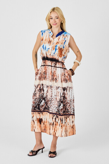 Bej Çentik Yaka Düğmeli Desenli Kolsuz Midi Elbise BCVL-254025