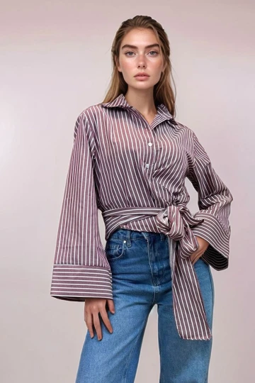 Bordo Çizgili Geniş Manşetli Kol Detaylı Önü Bağlamalı Poplin Gömlek BCDF-2510000
