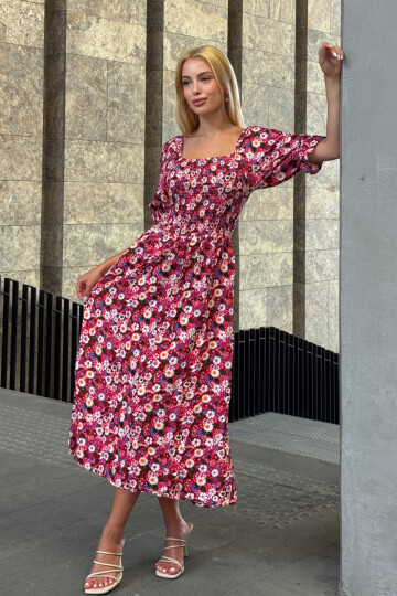 Fuşya Kare Yaka Beli Gipeli Çiçek Desenli Dokuma Yazlık Elbise BCVL-25V095