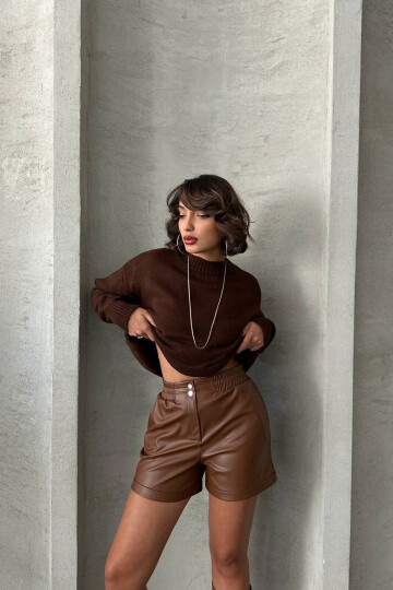 Kahverengi Beli Lastikli Suni Deri Şort BCHN-25261007