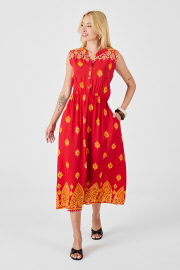 Kırmızı Çentik Yaka Düğmeli Desenli Kolsuz Midi Elbise BCVL-254025