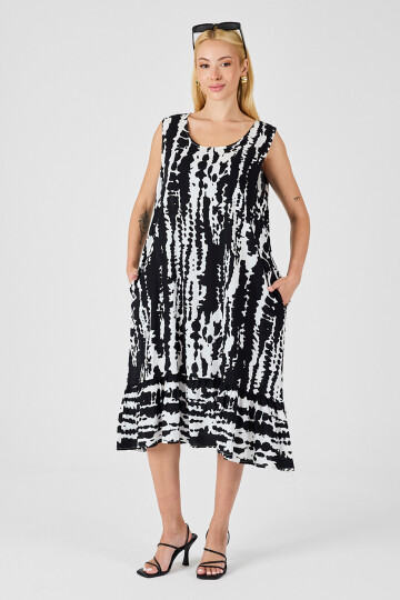 Siyah-Beyaz Oval Yaka Çift Cepli Volanlı Kolsuz Midi Elbise BCVL-254026