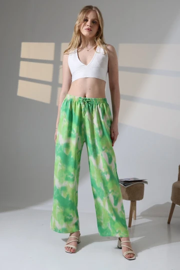 Yeşil Batik Desenli Viscon Yazlık Dokuma Pantolon BCBT-251008