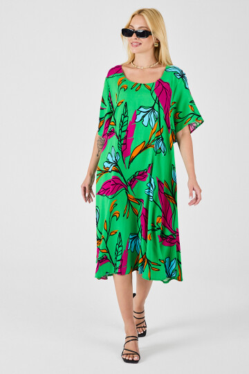 Yeşil Yaprak Desenli U Yaka Kısa Kollu Midi Boy Elbise BCVL-254011