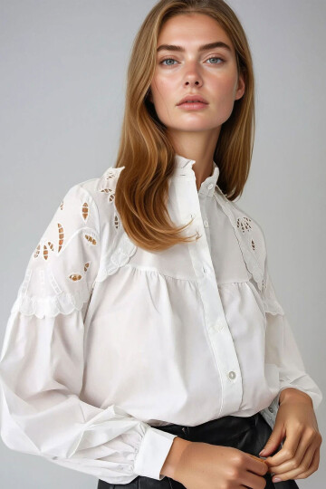 Beyaz Hakim Yaka Güpür Detaylı Premıum Gömlek BCHESQ-251085