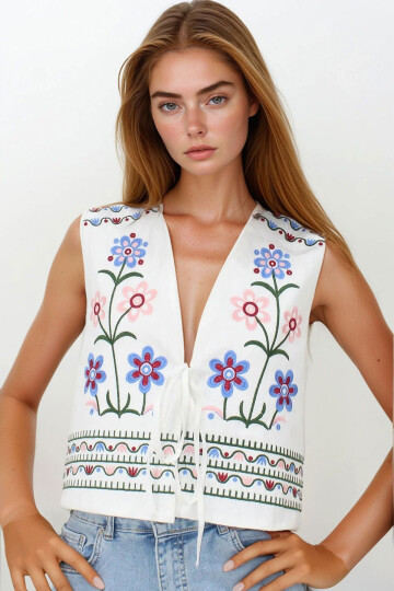 Beyaz Nakışlı Bağcık Detaylı Tasarım Ham Keten Yelek BCHESQ-251144