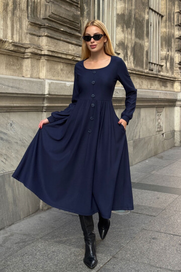Lacivert Geniş Yaka Düğme Detaylı Çift Cepli Yumuşak Dokulu Kumaş Örme Elbise BCVL-25V239