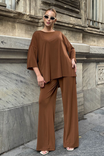 Tarçın Kahve Rahat Kalıp Bisiklet Yaka Bluz Ve Salaş Pantolon Modal Kumaş Alt Üst Takım BCVL-25V233
