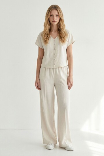 Alaçatı Keten Yarım Kol Boncuk Düğmeli Takım