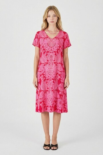 Fuşya Desenli V Yaka Kısa Kollu Midi Boy Elbise