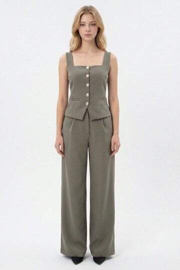 Haki Brit Detaylı Kare Yaka Crep Bluz Ve Pantolon Alt Üst Takım BCHN-2626844