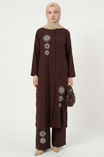 Koyu Kahve Nakışlı Viskon Kumaş Tesettür Alt Üst Takım 