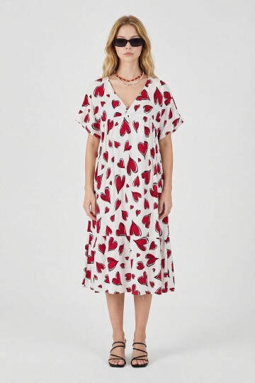Kırmızı-Beyaz V Yaka Oversize Kesim Desenli Çift Cepli Volanlı Elbise