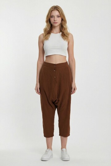 Maxi Boy Kahverengi Çift Cepli Düğme Detaylı Düşük Ağ Şalvar Pantolon BCVL-245326