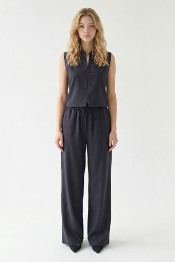 Siyah Hakim Yaka Bluz Ve Beli Lastikli Dokuma Pantolon Alt Üst Takım BCHN-2626821