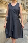 Siyah Sıfır Kol Yandan Bağlamalı Tensel Kumaş Dokuma Elbise