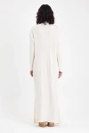 Ekru Dik Yaka Çizgi Desenli Maxi Boy Triko Elbise BCVL-T243139