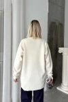 Ekru Süzene Kalp Nakış İşlemeli Oversize Kışlık Triko Kazak BCVL-T243161