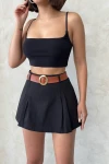 Siyah Pileli Dokuma Gabardin Şort Etek (Kemer Hediyeli) BCHN-25252001