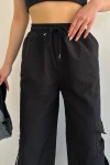 Siyah Paraşüt Kumaş Cepli Kargo Jogger Pantolon BCHN-2510000
