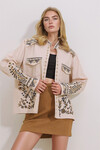 Bej Çift Cepli Nakışlı Gabardin Ceket BCHESQ-251036