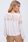 Krem Dantel Detaylı Dokuma Bluz  BCHESQ-251120