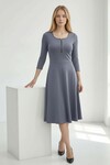 Gri Göğüs Fermuar Detaylı Eteği Fırfırlı Modal Kumaş Elbise