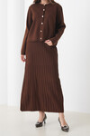 Kahverengi Bisiklet Yaka Düğmeli Hırka Ve Pliseli Midi Boy Etek Takım BCHPK-251252