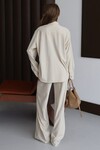 Krem Oversize Düğmeli Cepli Rahat Kesim Dokulu Uzun Kollu Gömlek BCRU-261311