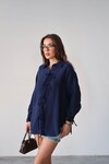 Lacivert Düğme Detaylı Bağlamalı Müslin Gömlek BCRU-261295